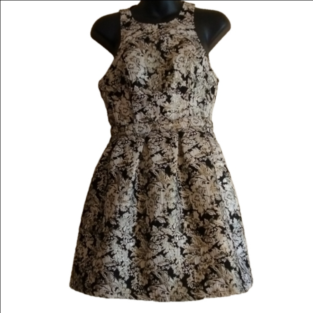 Abercrombie & Fitch Black and silver size small dress. Supercute style! - Picture 1 of 13